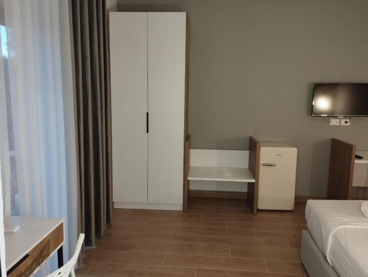 Comfort Guest Rooms Vila Hm Saranda Dış mekan fotoğraf