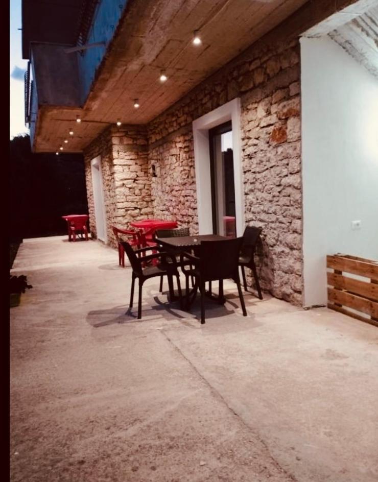 Comfort Guest Rooms Vila Hm Saranda Dış mekan fotoğraf