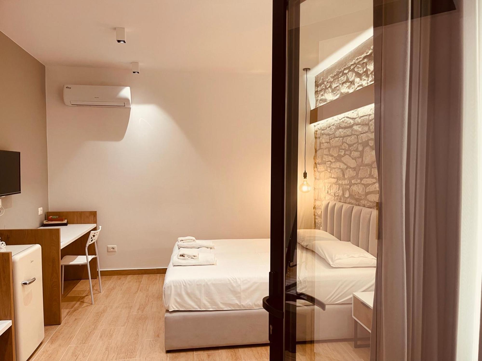 Comfort Guest Rooms Vila Hm Saranda Dış mekan fotoğraf