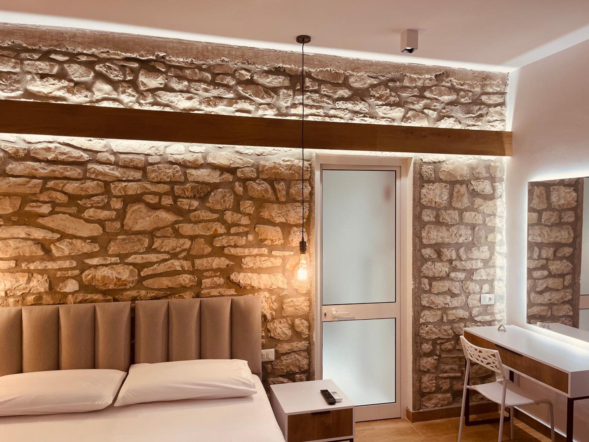 Comfort Guest Rooms Vila Hm Saranda Dış mekan fotoğraf